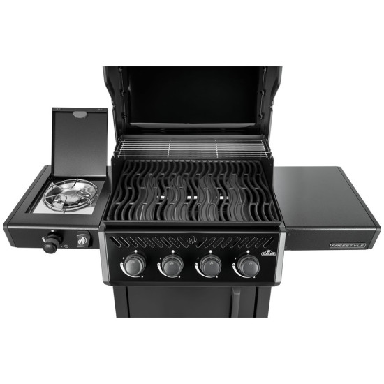 Barbecue a Gas Napoleon Freestyle PRO 425 | Segantini Garden
