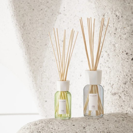 Millefiori Milano Fresia e Pera Diffusore Bastoncini | Acquista Online